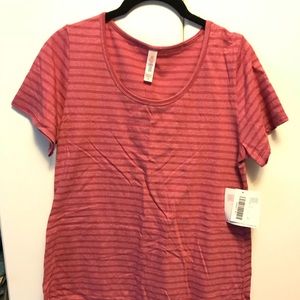 BNWT LuLaRoe Classic T